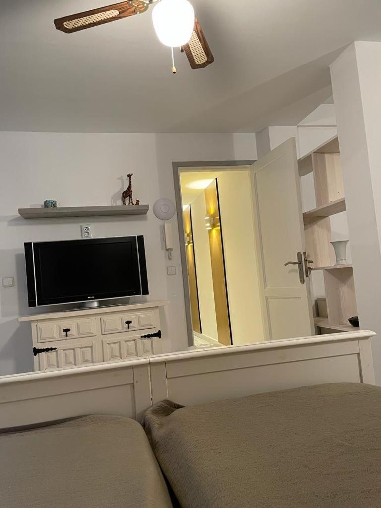 Villa Parque Del Conde, Ocean View Адехе Екстериор снимка