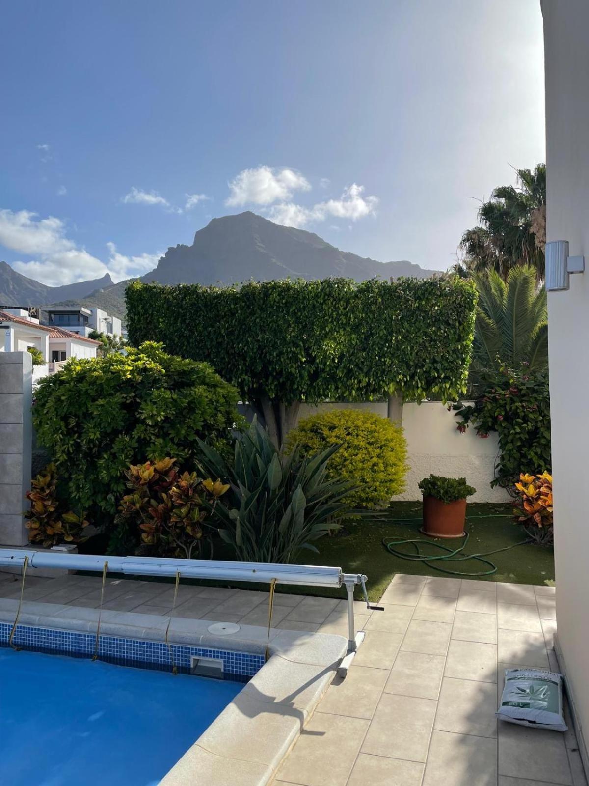 Villa Parque Del Conde, Ocean View Адехе Екстериор снимка