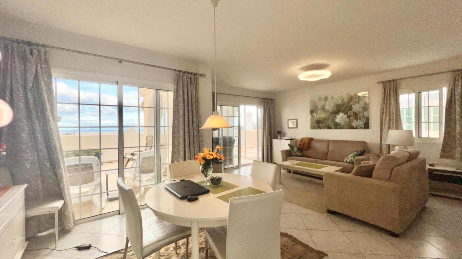 Villa Parque Del Conde, Ocean View Адехе Екстериор снимка