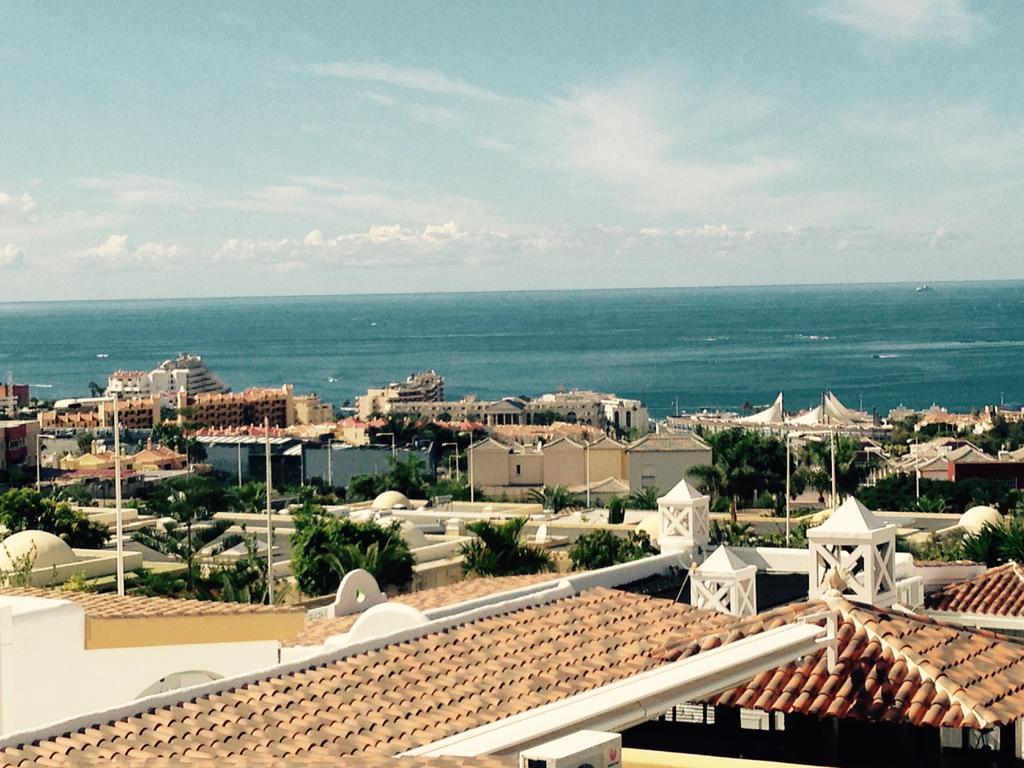 Villa Parque Del Conde, Ocean View Адехе Стая снимка