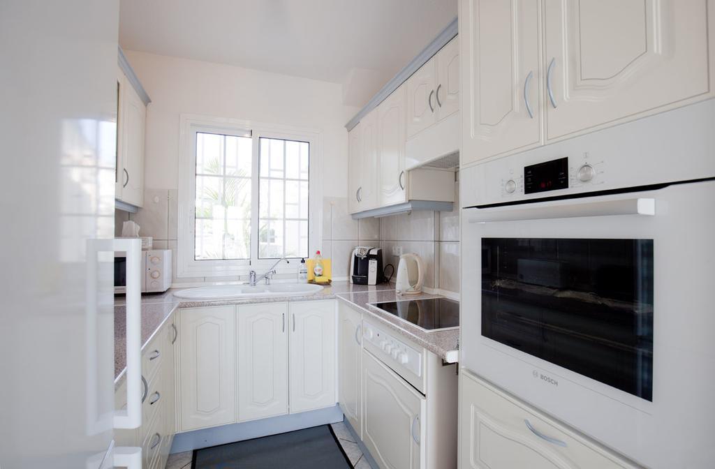 Villa Parque Del Conde, Ocean View Адехе Екстериор снимка