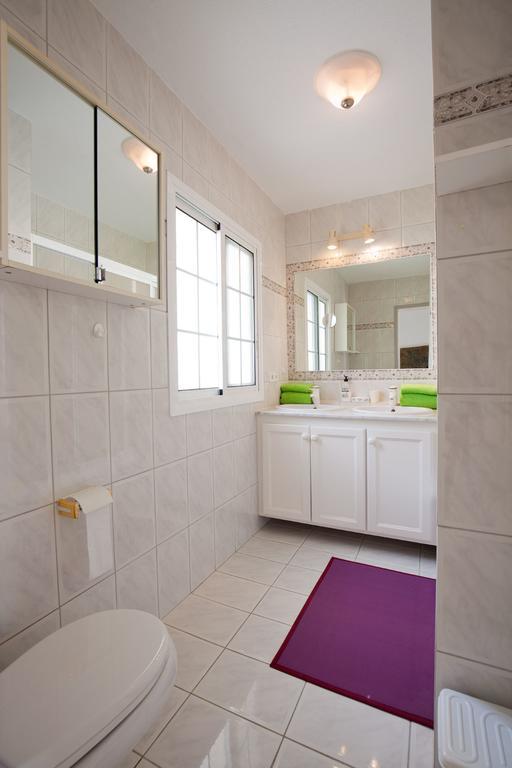 Villa Parque Del Conde, Ocean View Адехе Екстериор снимка